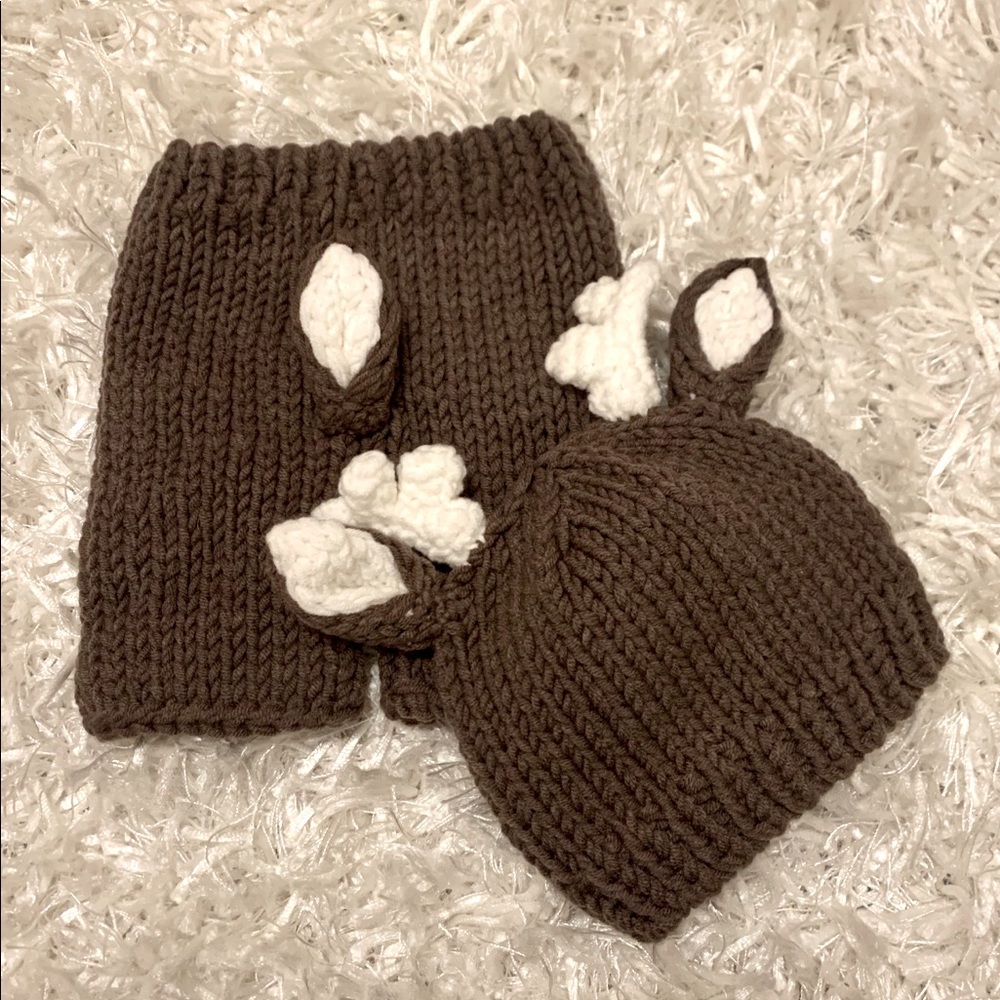 Brown Reindeer knitted diaper cover and hat infant